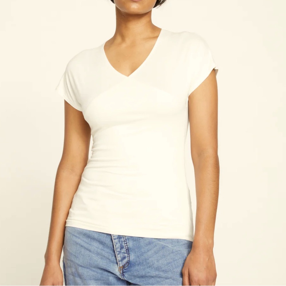 Universal Standard short sleeve cross top - off white size 14-16